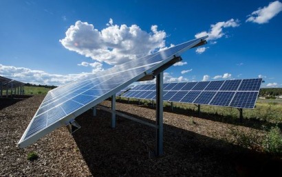 BNEF: Solar to add more megawatts than wind in 2013 - a first!