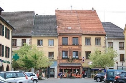 DuPont breaks ground on 4.4 MW solar farm in France