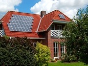 “Sun still shines on solar PV,” says solar installer
