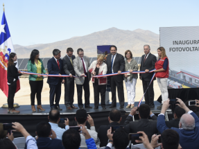 Inauguran el parque fotovoltaico El Pelícano, que abastecerá el Metro de Santiago