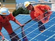 Greenpeace pregunta al Ejecutivo Rajoy "¿a qué espera?" para derogar el impuesto al sol