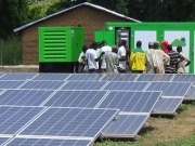 El sol y la cooperación española electrifican dos pueblos en Benín