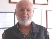 Rusia elige a Antonio Luque para montar un proyecto solar