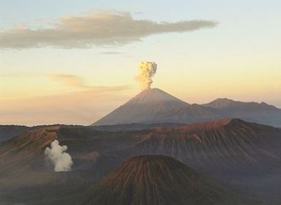 Indonesia working to boost development of its geothermal resources