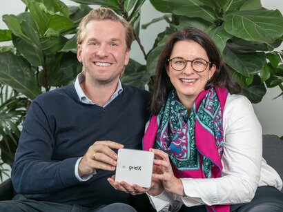 Tim Steinmetz and Anne B. Bicking (CEO at gridX).