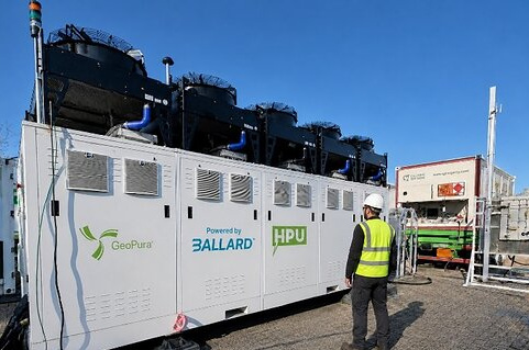 GeoPura’s category defining HPU2™, 500kW system containing Ballard Fuel Cell Modules.