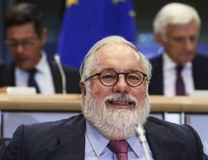 La Fundación Renovables pide a Cañete que situé al máximo nivel la descarbonización de la UE