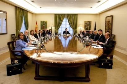 El gobierno vuelve a retrasar la aprobación del RD sobre renovables