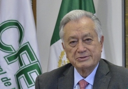 Acusan de mentir sobre "el subsidio a las renovables" al director de la Comisión Federal de Electricidad, Manuel Bartlett
