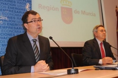 Murcia decide simplificar la "extensa y compleja" regulación del autoconsumo