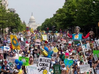 Tens of Thousands March to Protest Trump Climate, Energy Policies