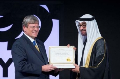 Fraunhofer ISE receives prestigious Zayed Future Energy Prize