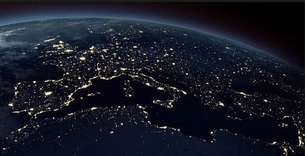  Eólica y solar le han ahorrado a los consumidores UE de electricidad 100.000 millones de euros en el trienio 2021-2023 