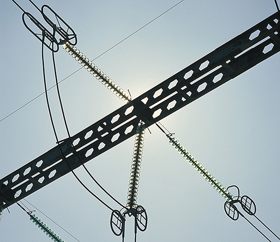 El 83% de los nudos de la red de distribución de electricidad está saturado