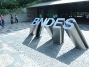 Histórico: El BNDES deja de financiar proyectos fósiles