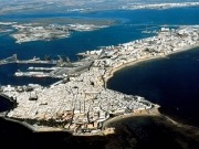 Cádiz crea las mesas de pobreza y transición energética hacia un modelo 100% renovable