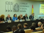 Aguilar apuesta por el "despegue definitivo" de las energías renovables