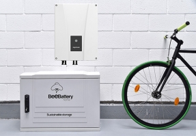 El inversor híbrido de Ingeteam es compatible con la batería de BeePlanet Factory