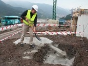 Los investigadores de Tekniker-IK4 colocan la primera piedra de su nueva sede