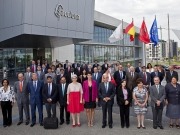 Embajadores de 37 pa&iacute;ses visitan Acciona en Navarra