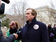 Climate change, Keystone pipeline protesters arrested outside White House