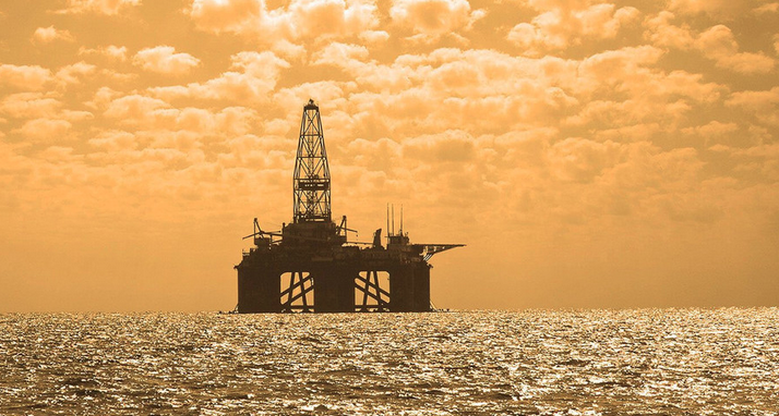 España pide a Bruselas un fondo climático financiado por las petroleras