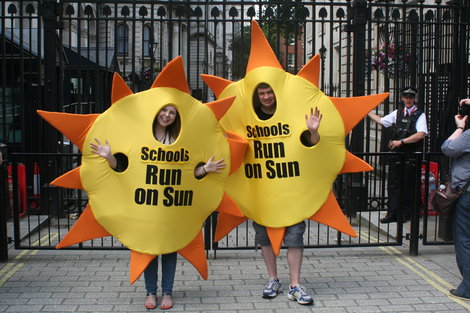 Over 150 UK businesses tell PM to back solar industry