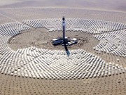 Banco Santander negocia vender parte de su participación en Crescent Dunes